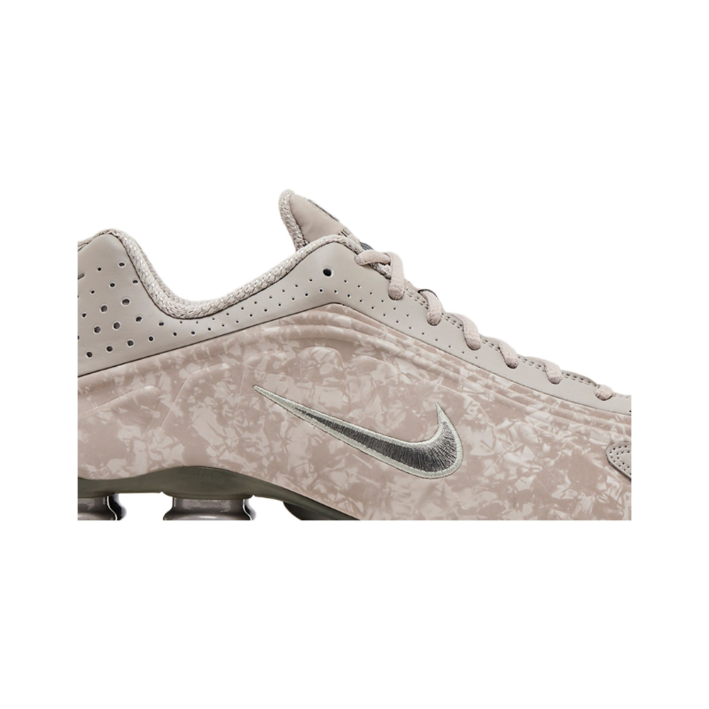 Nike Shox R4 'Flat Pewter Floral' (Women)