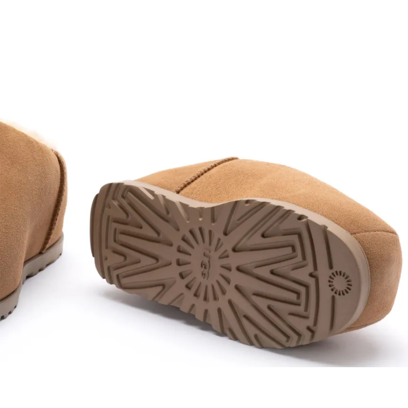 UGG Pumped Slide 'Chestnut' (Women)