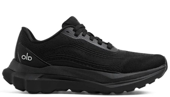 Alo Runner 'Triple Black' (Unisex)