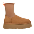 UGG Classic Dipper Boot 'Chestnut' (Women)